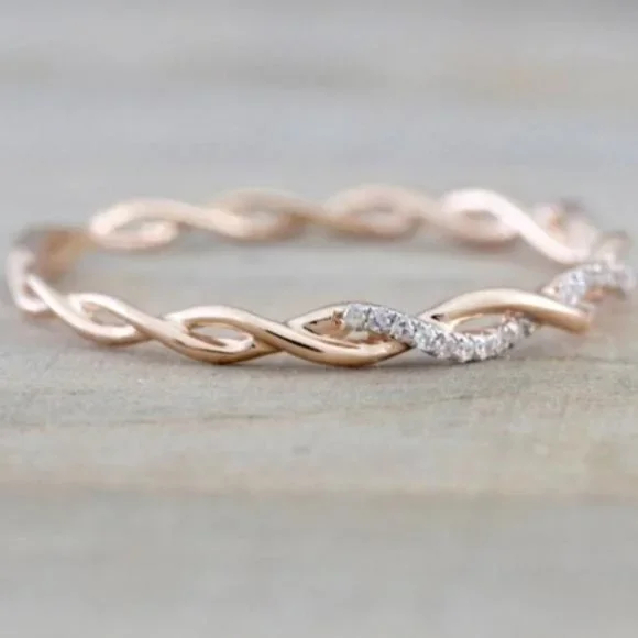 NEW 18K ROSE GOLD DIAMOND ETERNITY RING, CUTE RING, SHINY RING. - Picture 3 of 5